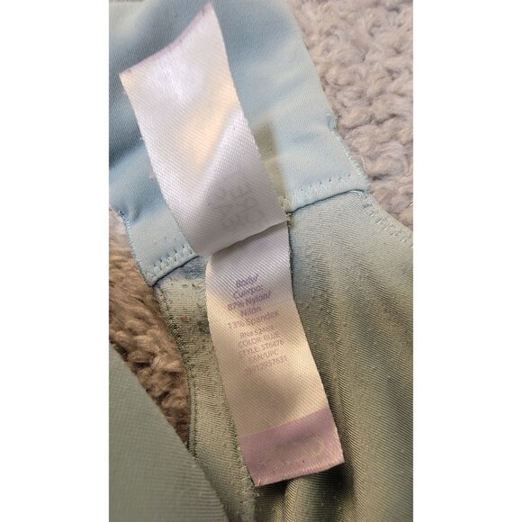 Secret Treasures Full-Coverage Underwire Padded T-Shirt Bra. Size: 40DD - Picture 6 of 13